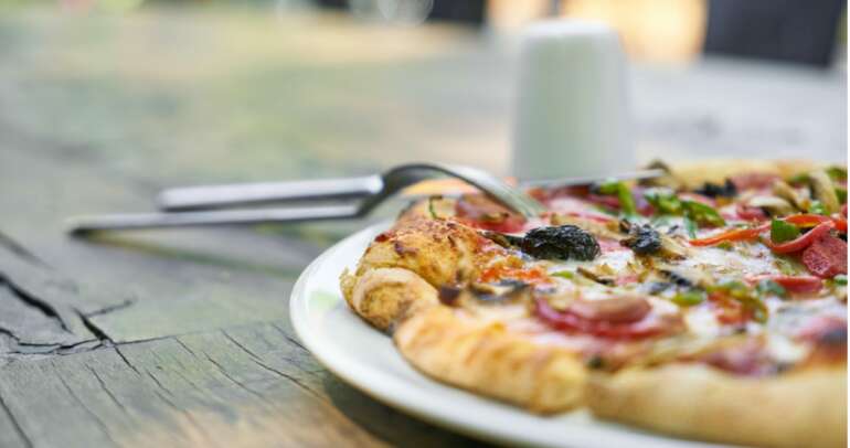 Création d’une pizzéria en franchise située à Clermont-Ferrand (Département 63)