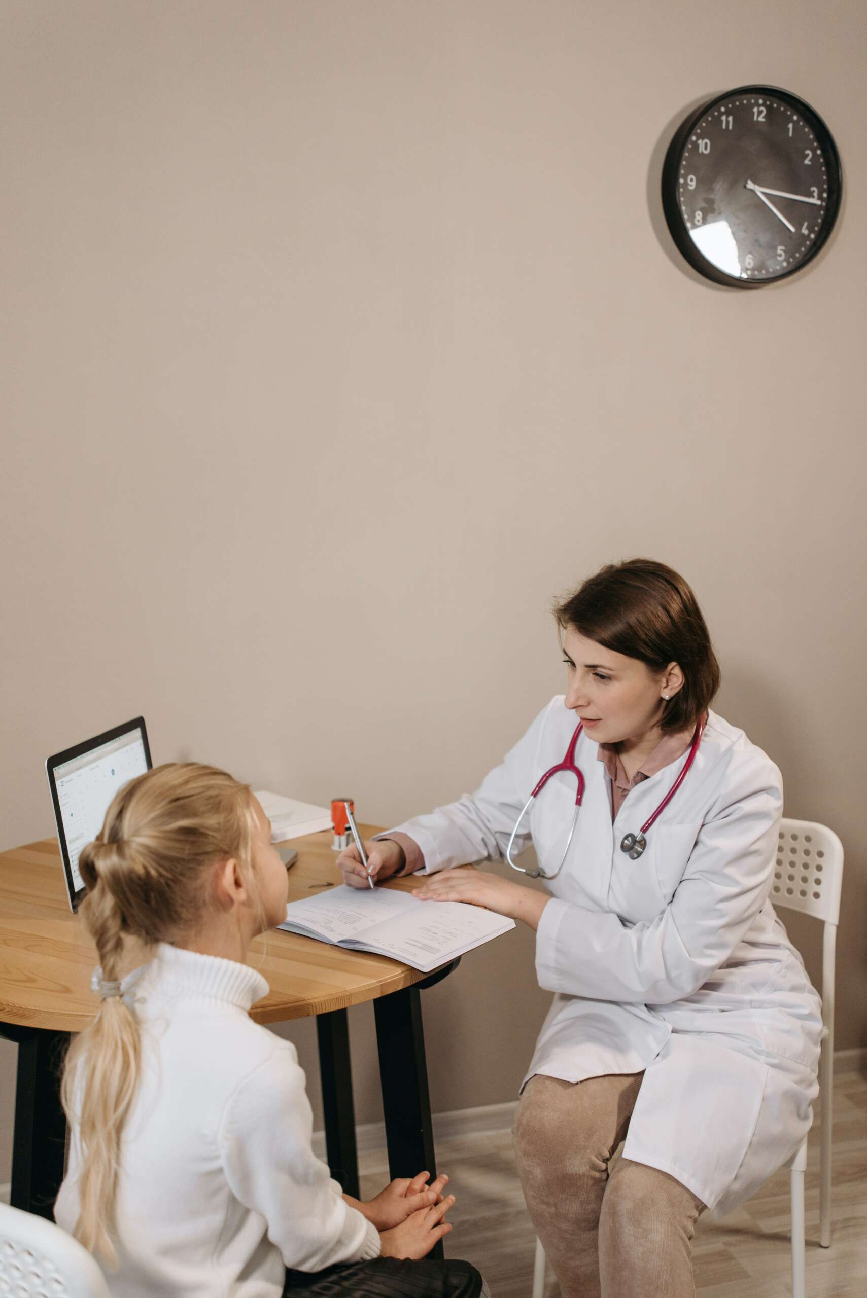 Acquisition de locaux pour la création d’une maison médicale dédiée aux enfants, située à Aix en Provence (13)